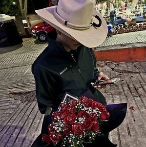 Meet your Posher, Marvin